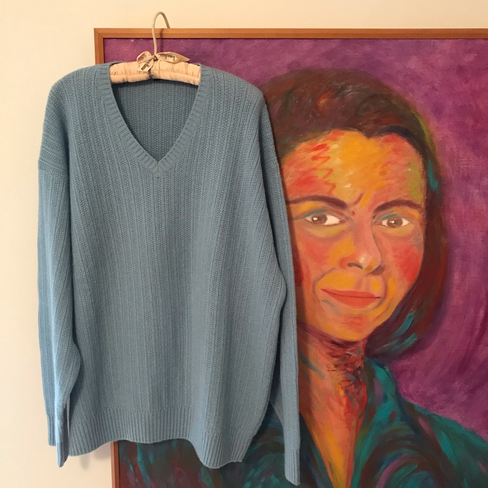 LORO PIANA CASHMERE V NECK SWEATER, MEN’S